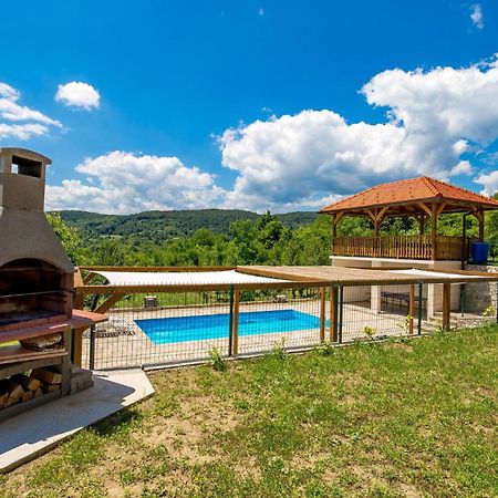 1 Bedroom Beautiful Apartment In Раковица Экстерьер фото